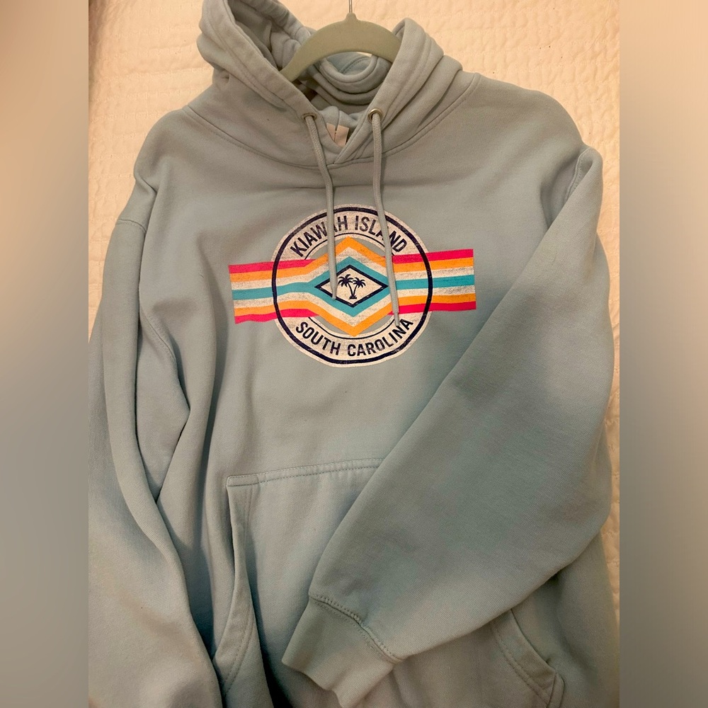 Kiawah Island M sweatshirt.. worn once!